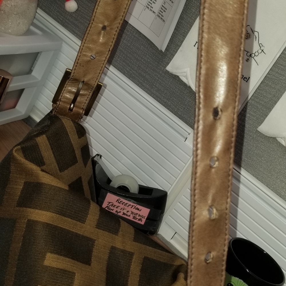 Fendi Zucca XL baguette AUTHENTIC - Picture 4 of 14